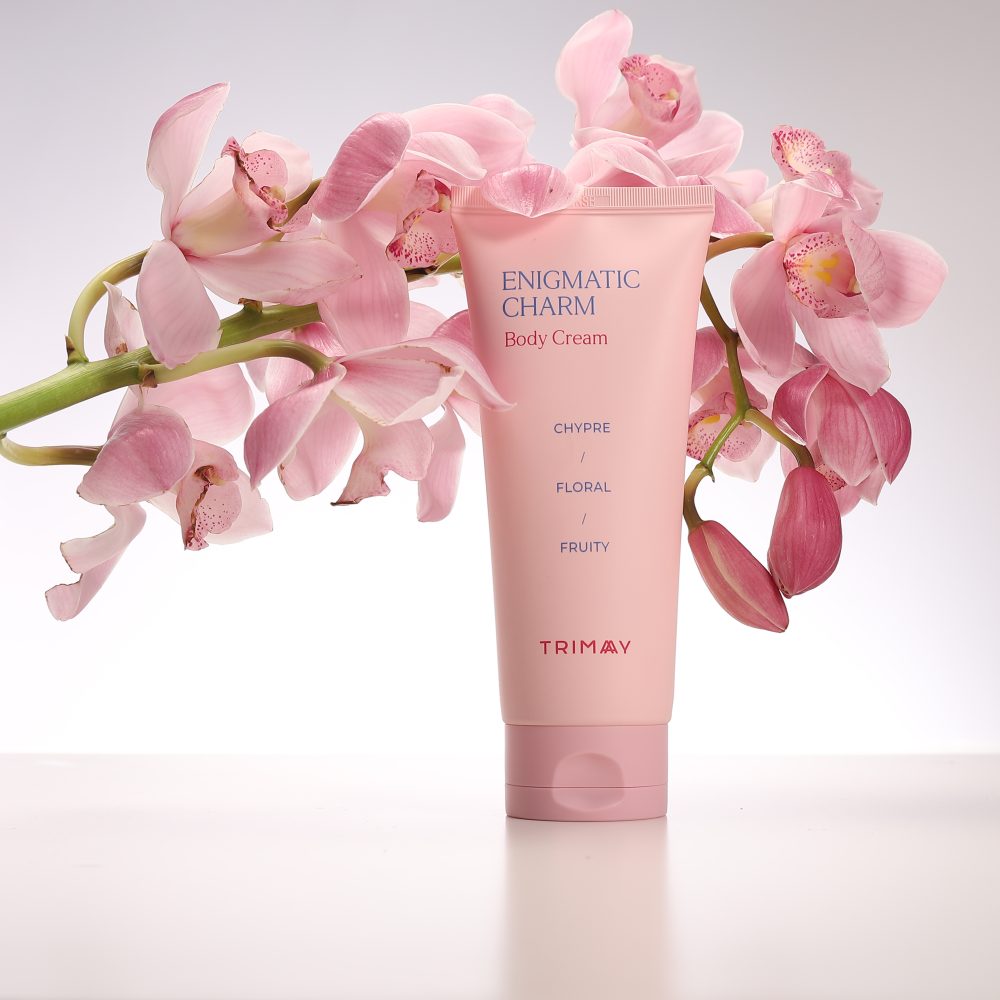 TRIMAY Enigmatic Charm drėkinantis kūno kremas, 200ml.