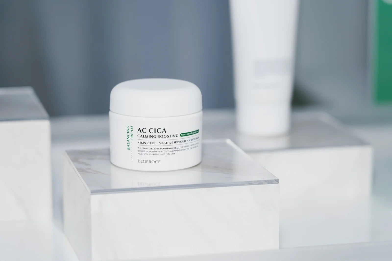 DEOPROCE AC CICA raminamasis veido kremas su Centella ekstraktu, 50ml.