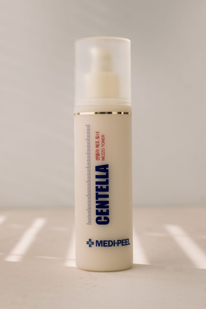 MEDI-PEEL Mezzo Toner drėkinantis veido tonikas su Centella ekstraktu, 180ml.